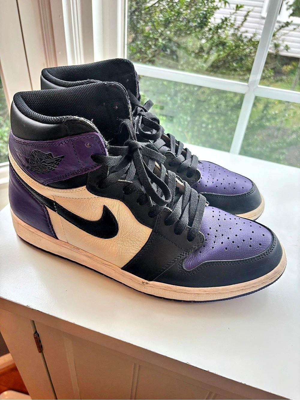 Nike Air Jordan 1 Retro High OG 'Court Purple' Sneakers
